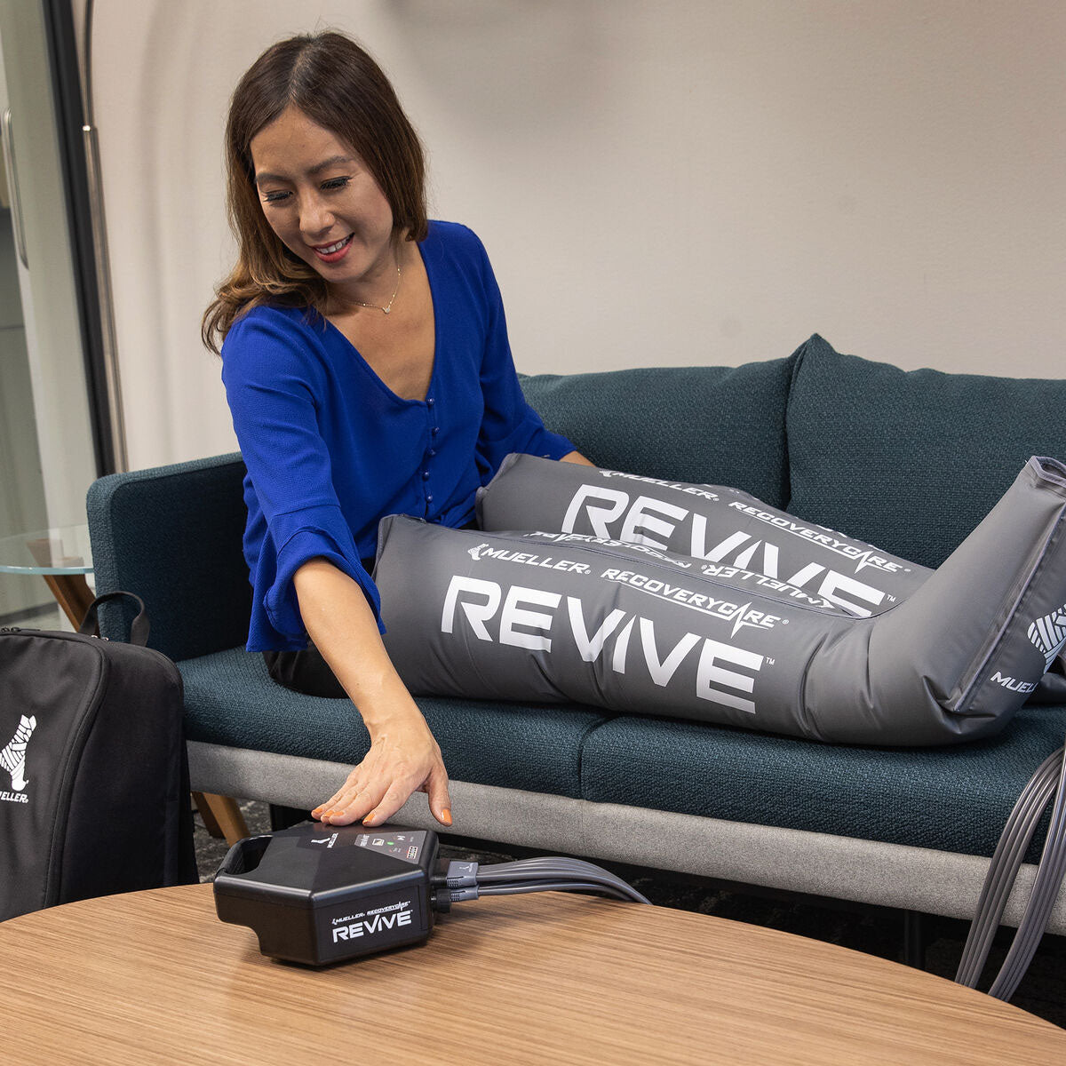Mueller RecoveryCare REVIVE, M2 Gear Pack, Console and Full Leg Boot (Large, Pair, Grey)